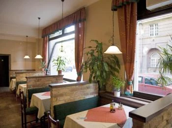 Tabáni Kakas Étterem Budapest