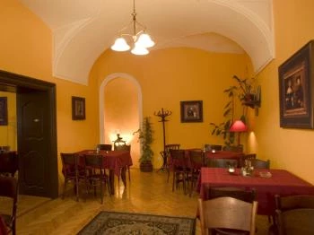 Tabáni Terasz Étterem, Kávéház & Borpince Budapest