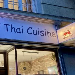 TOOQ TOOQ Thai Food Budapest - Külső kép