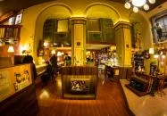 Vakvarjú Étterem - Pest Budapest