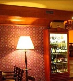 Vakvarjú Étterem - Pest