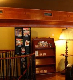 Vakvarjú Étterem - Pest