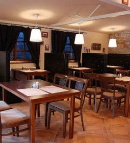 Vakvarjú Vendéglő - Buda