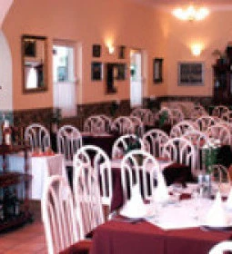 Víg Kalmár Étterem