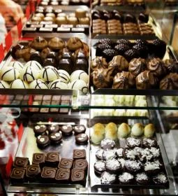 Vinowonka Csokoládé & Borbár