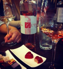 Vinowonka Csokoládé & Borbár