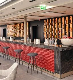 White Raven Skybar & Lounge