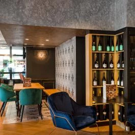 Winestone Budapest Korona Budapest - Egyéb