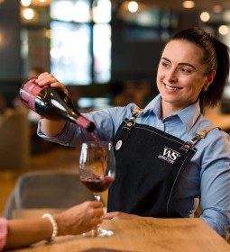 Winestone Budapest Korona