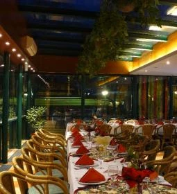 Zila Kávéház, Étterem & Cukrászda