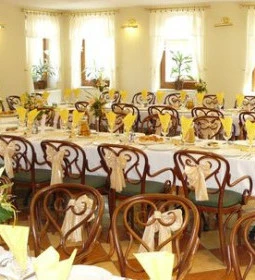 Zila Kávéház, Étterem & Cukrászda