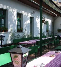 Zöld Kapu Vendéglő