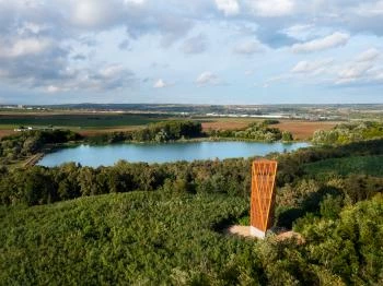 Naplás-tavi kilátó Budapest