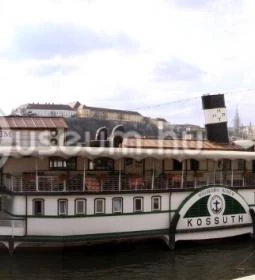 Kossuth Múzeumhajó