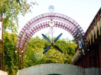 Magyar Műszaki és Közlekedési Múzeum - Repüléstörténeti és Űrhajózási Kiállítás Budapest