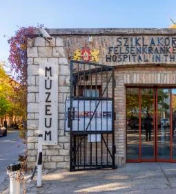 Sziklakórház Atombunker Múzeum