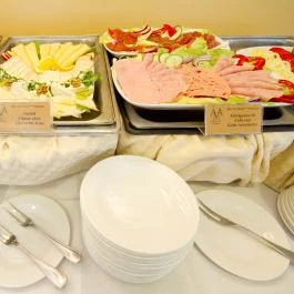 Alfa Art Hotel Budapest - Vendéglátás