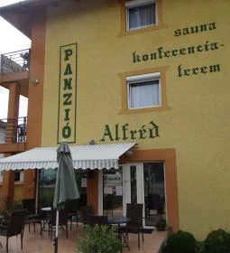 Alfréd Panzió