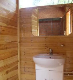 Aréna Kemping & Apartmanház