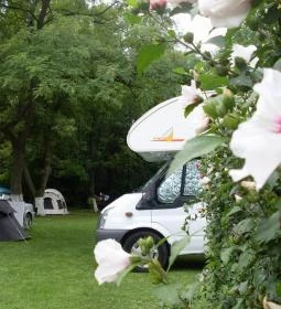 Aréna Kemping & Apartmanház