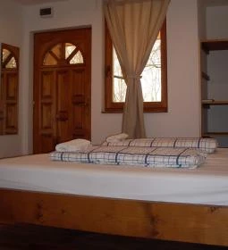 Aréna Kemping & Apartmanház