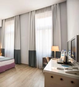 Atrium Fashion Hotel