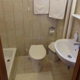 Bai Panzió Budapest - Fürdőszoba
