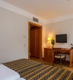 The Three Corners Hotel Art