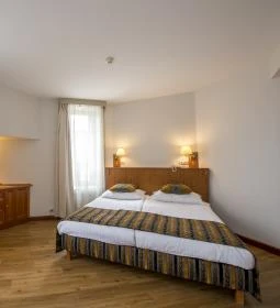 The Three Corners Hotel Art