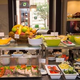 The Three Corners Hotel Art Budapest - Vendéglátás