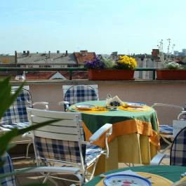 Boulevard City Panzió & Apartmanok Budapest - Vendéglátás
