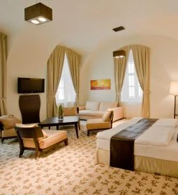 Buda Castle Fashion Hotel