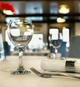 Fortuna Szálloda & Étteremhajó