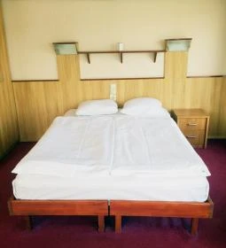 Fortuna Szálloda & Étteremhajó