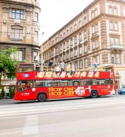 Full Moon Design Hostel