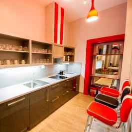 Full Moon Budapest - Vendéglátás