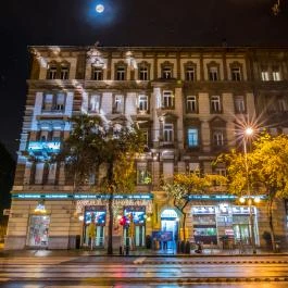 Full Moon Budapest - Külső kép