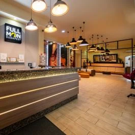 Full Moon Budapest - Belső