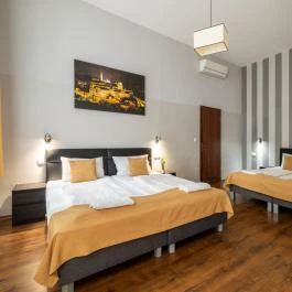 Full Moon Budapest - Szobák