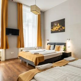 Full Moon Budapest - Szobák