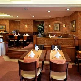 Gold Hotel Wine & Dine Budapest - Vendéglátás