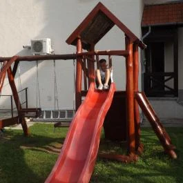 Helios Panzió Budapest - Medence/kert