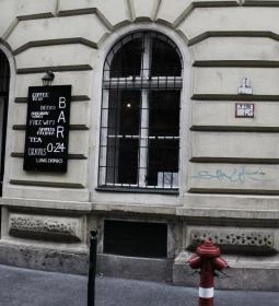 HoBar - The Hostel Bar