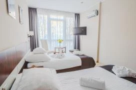 Holiday Beach Budapest Wellness Hotel with Sauna Park Budapest