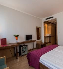 The Three Corners Hotel Bristol