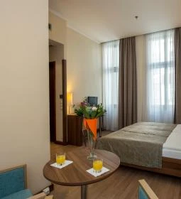 The Three Corners Hotel Bristol