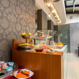 The Three Corners Hotel Bristol Budapest - Vendéglátás