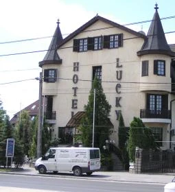 Hotel Lucky