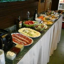 Hotel Omnibusz Budapest Budapest - Vendéglátás