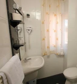 Szőnyi Garden Hotel Pest 